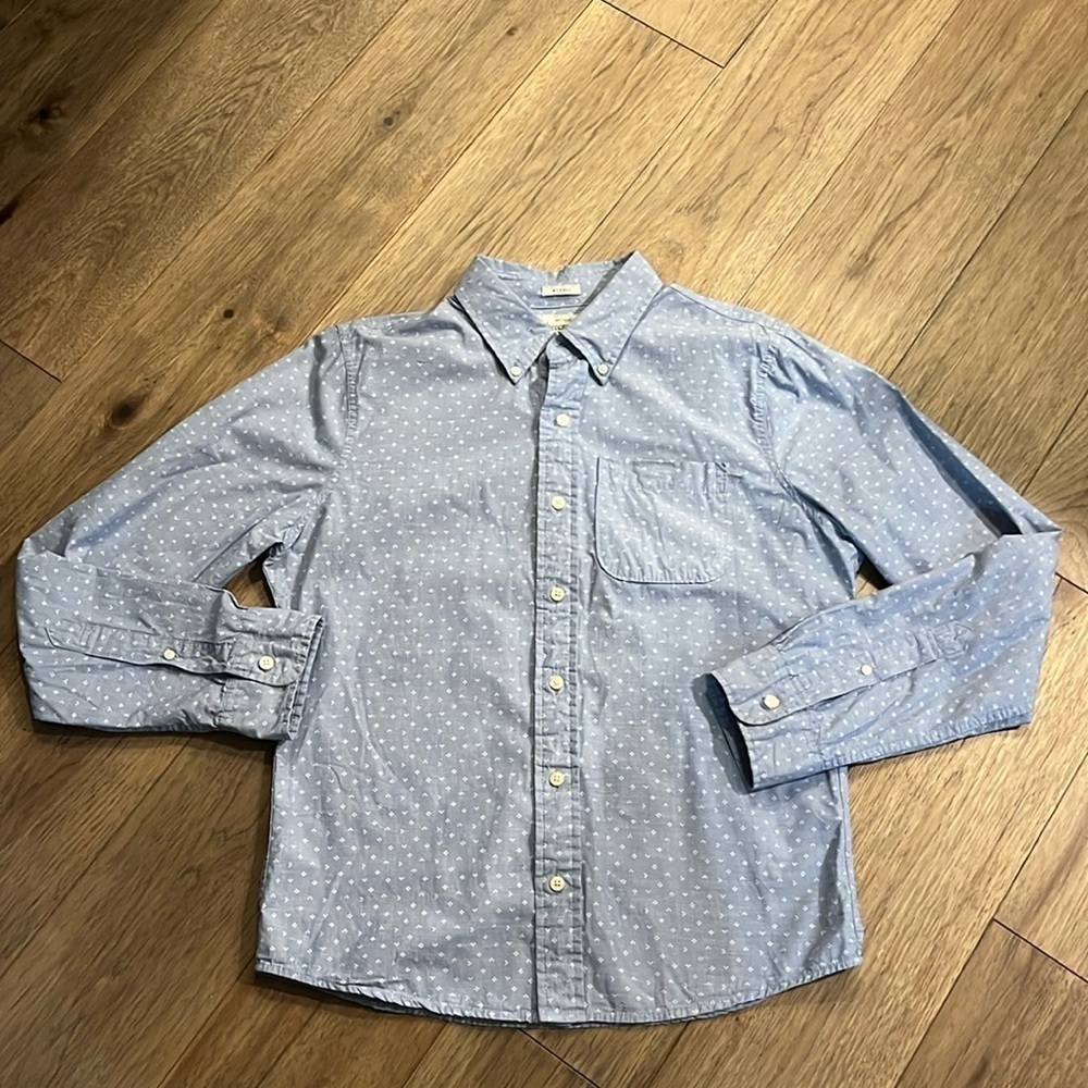 ABERCROMBIE & FITCH | 100% cotton muscle fit button down, size large